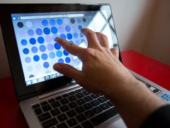 Laptop mit Touchscreen